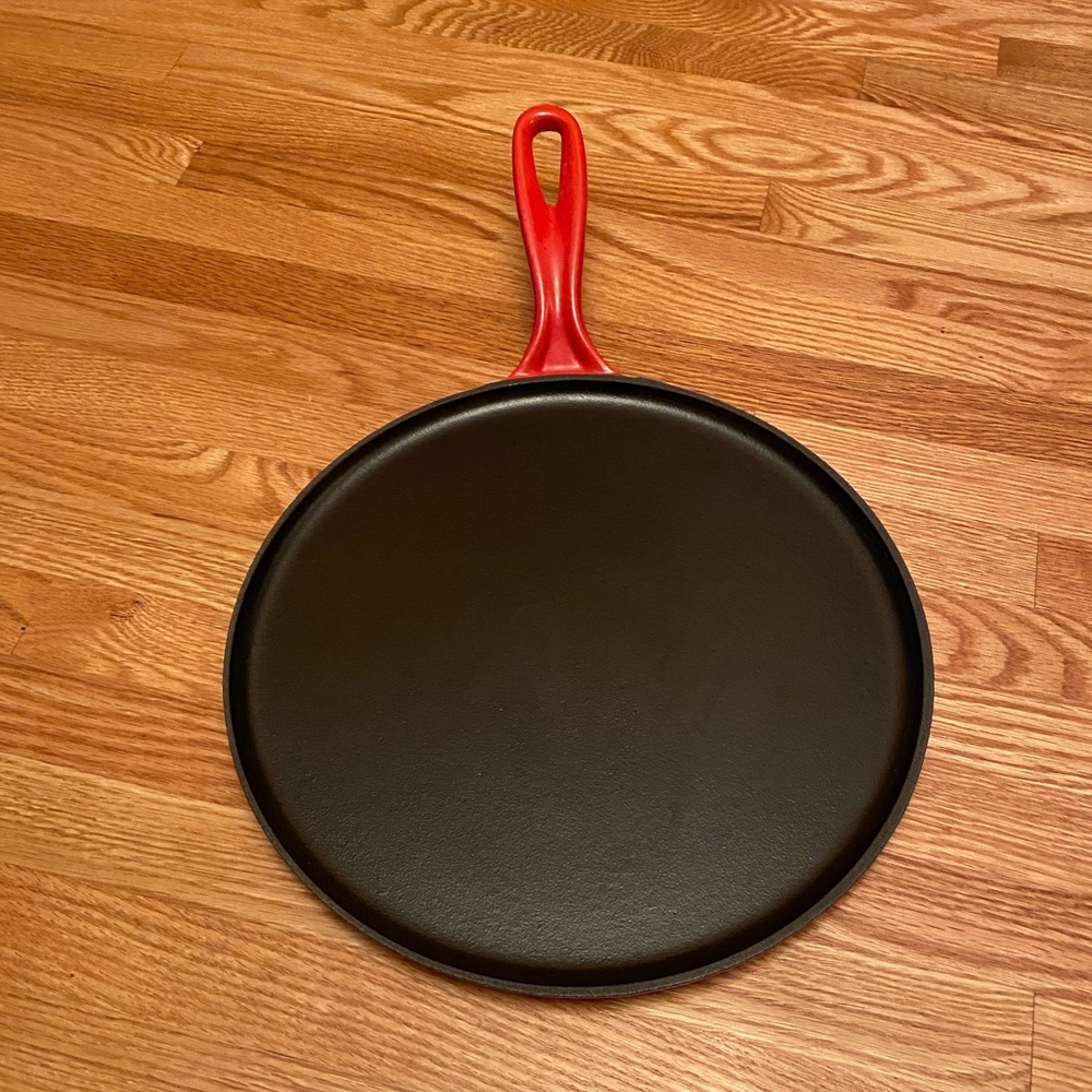 *ON HOLD through 12/11* Le Creuset Crepe Pan